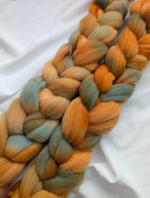 Load image into Gallery viewer, Summer Fair Collection: Golden Ticket Roving
